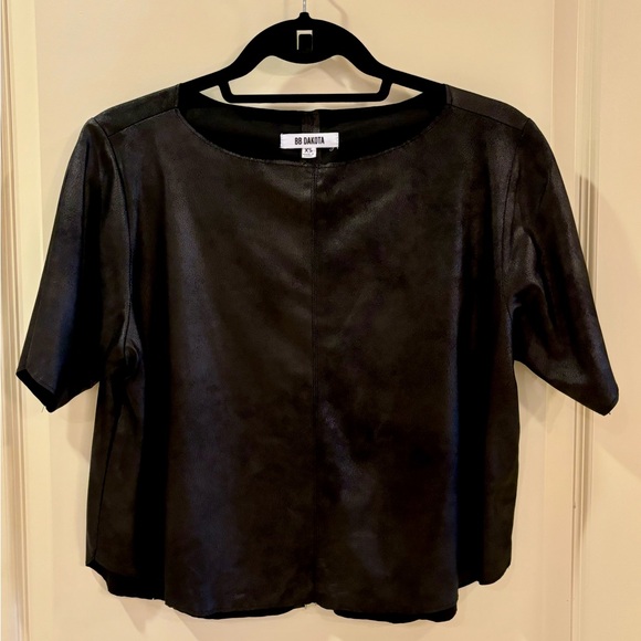 Steve Madden Fletcher Faux Suede Top in Black - Picture 2 of 5